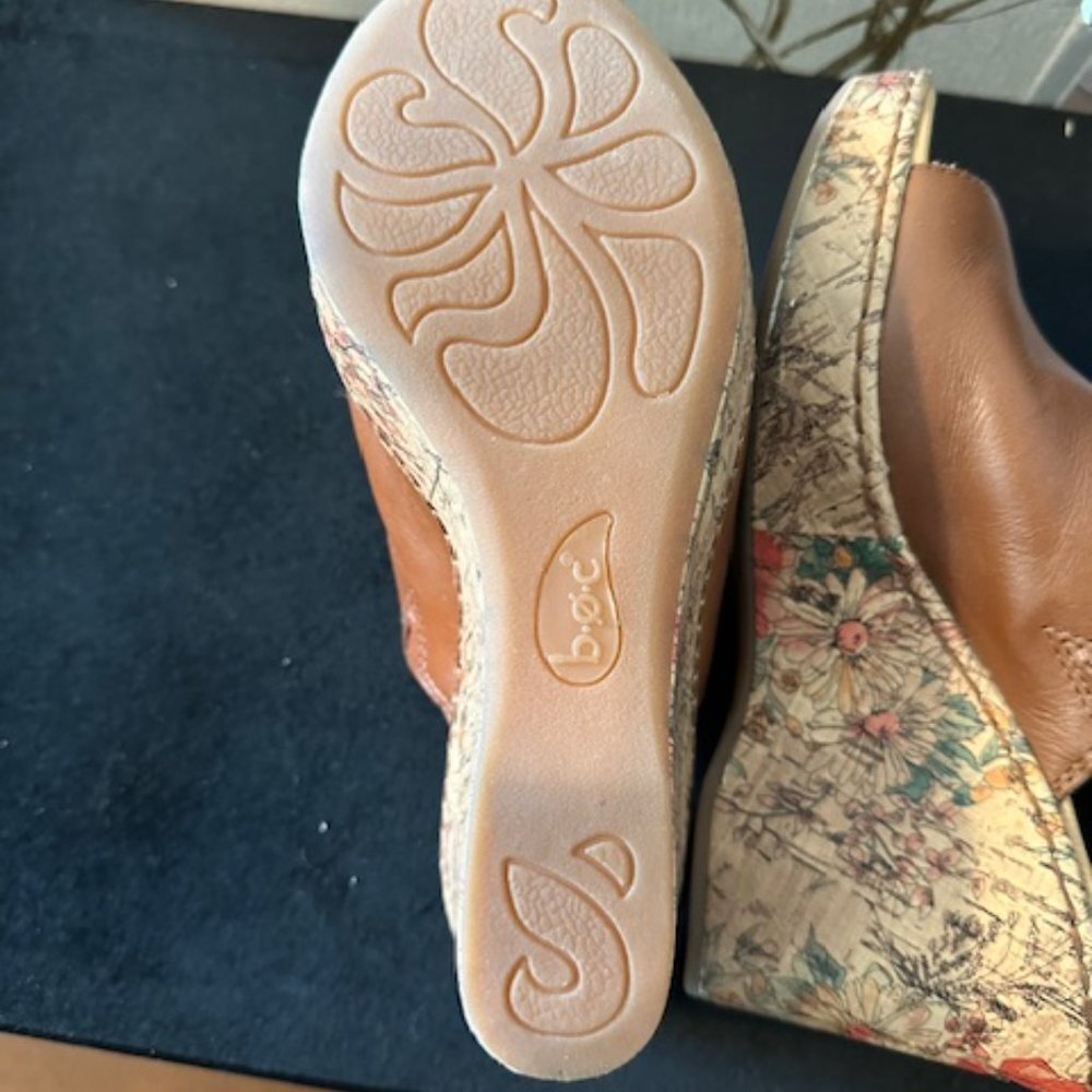 b-o-c BORN CONCEPT TAN CORK WEDGE SANDALS. - Picture 4 of 4